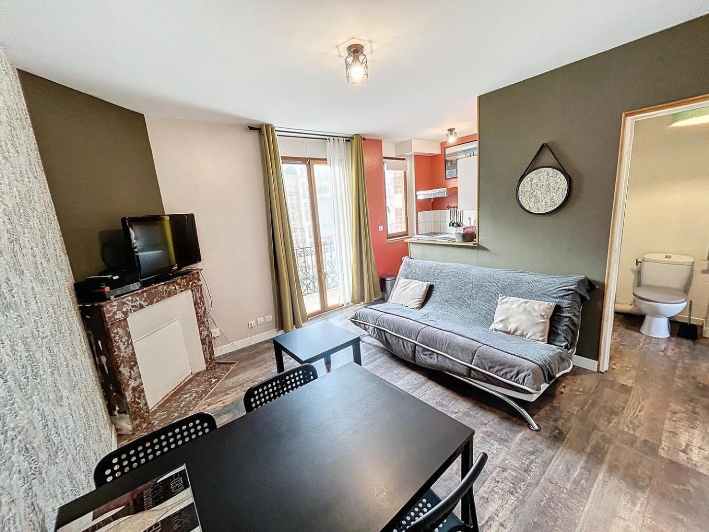Apartment A 30 M De La - Balcon - Lumineux - Wifi - Le Ceres 2 *
